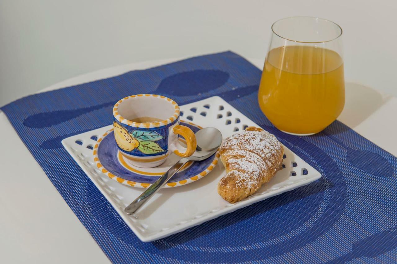 Ad Maiora Bed & Breakfast Salerno Exterior foto