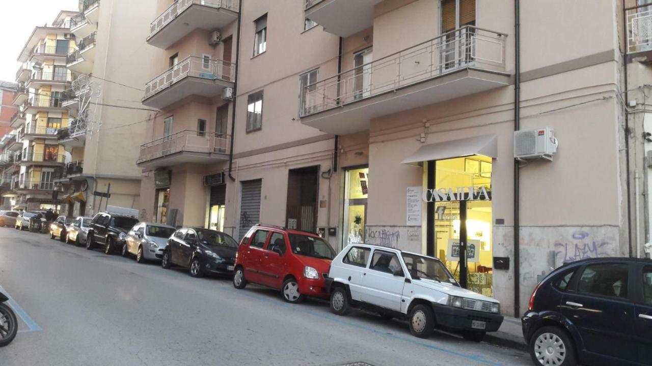 Ad Maiora Bed & Breakfast Salerno Exterior foto